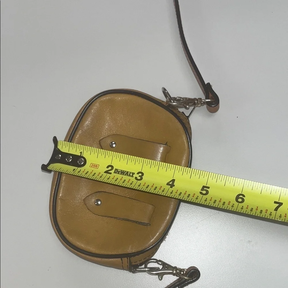 Source Unknown chic belt